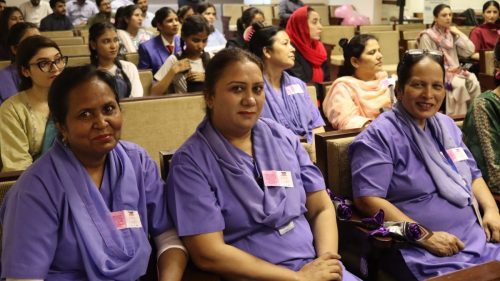 intl-nurses-midwives-img (4)